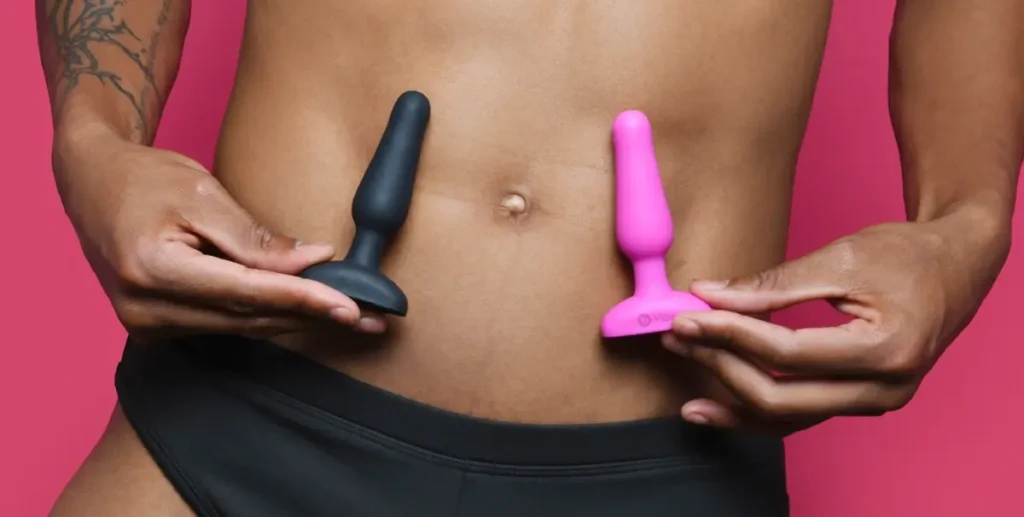 b-Vibe Novice Plug Vibrating Beginners Butt Plug - Compact, Beginner-friendly