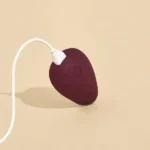 Dame | Pom Palm Vibe Flexible Clitoral Vibrator - Plum