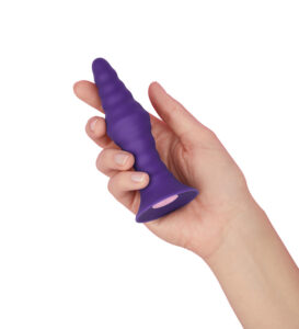 FemmeFunn Pyra Vibrating Ribbed Suction Cup Base Butt Plug Small Dark Purple Angled