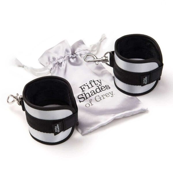 Fifty Shades of Grey Totally His Handcuffs
