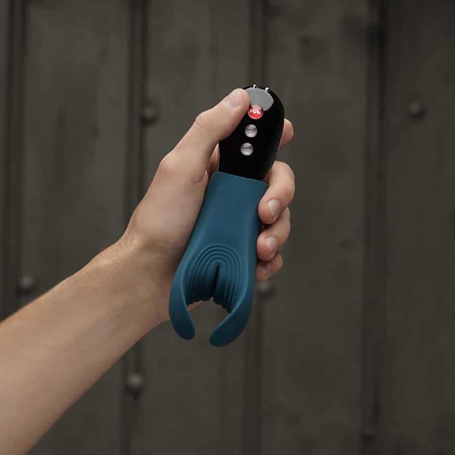 Fun Factory Manta Vibrating Stroker