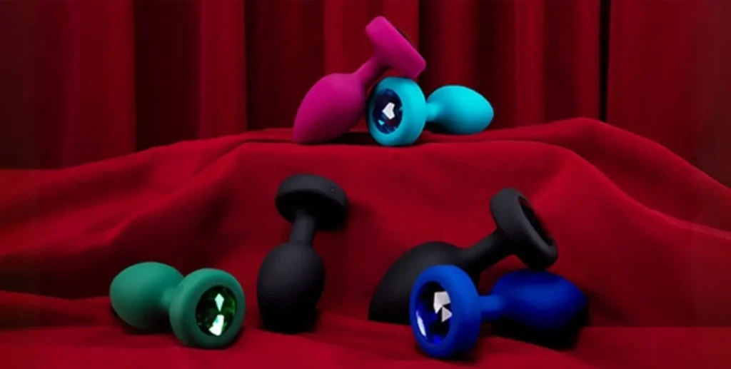 b-Vibe Vibrating Jewel Plugs - Booty Bedazzlement