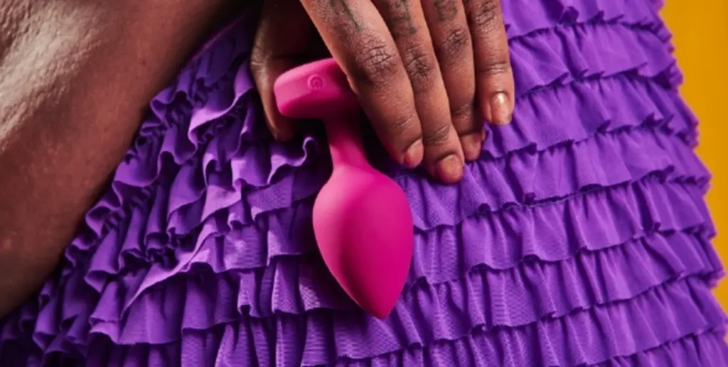 b-Vibe Vibrating Jewel Plugs - Regal Rumbles