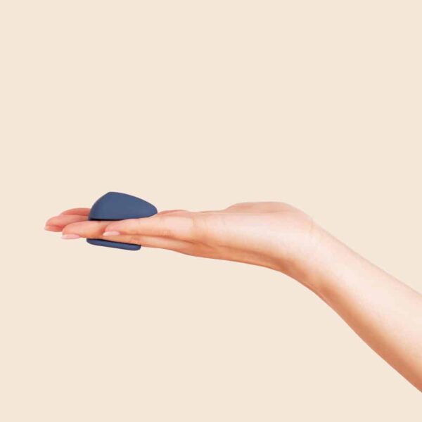 The Wearable Vibrator by Deia