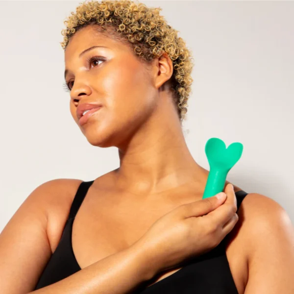 Je Joue Amour Fluttering Heart Bullet Vibrator - Green