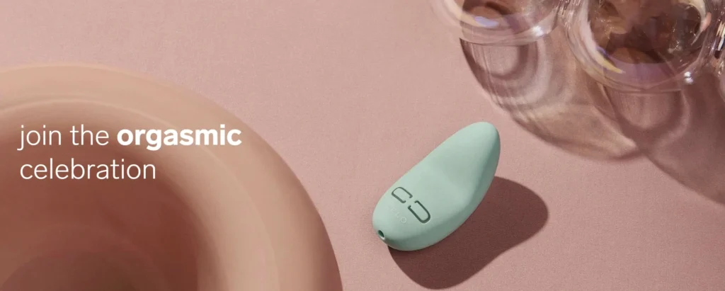 LELO Lily 3 Clitoral Vibrator - Orgasmic Celebration