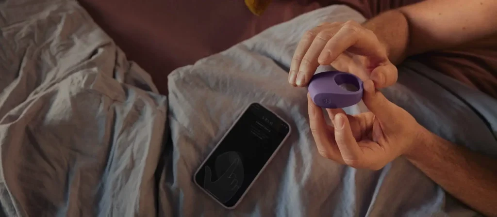 LELO Tor 3 Vibrating Couples Penis Ring