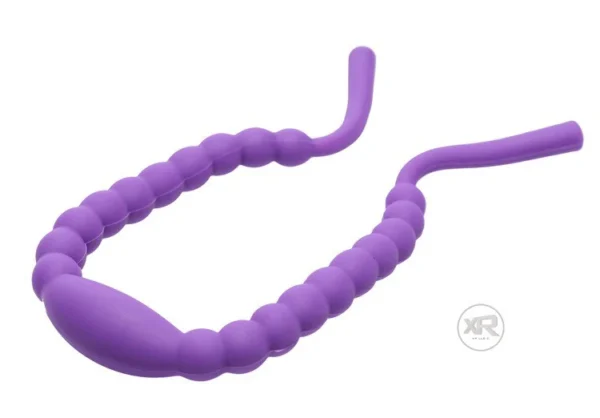 Frisky Oral Sex Enhancing Labia Spreader