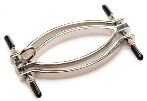 Master Series Adjustable Pussy Clamp with Leash