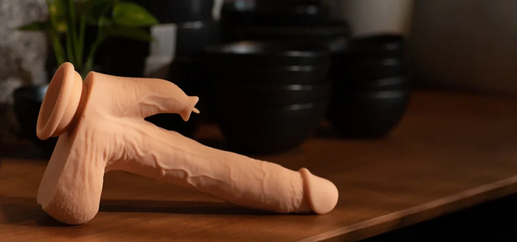 Honey Play Box COLTER Realistic 8.66 Inch Thrusting Dildo - Impulsive Thrusting
