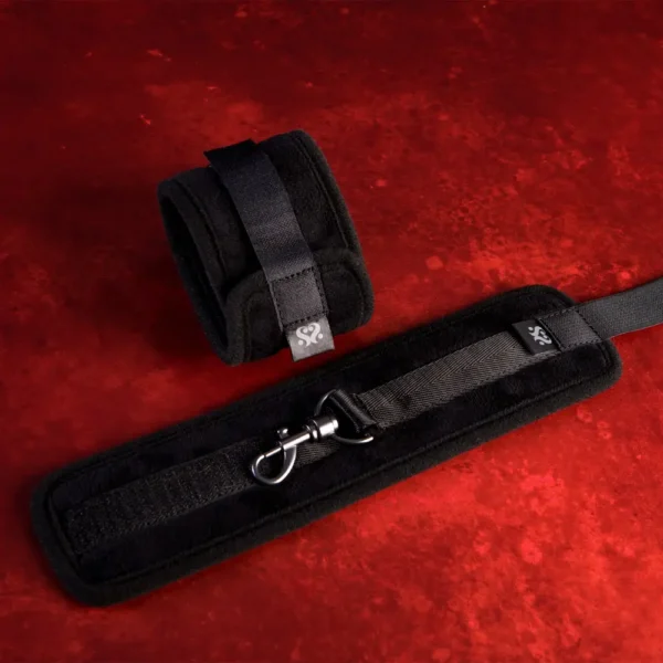SEI MIO Sensually Secured Padded Wrist Restraints